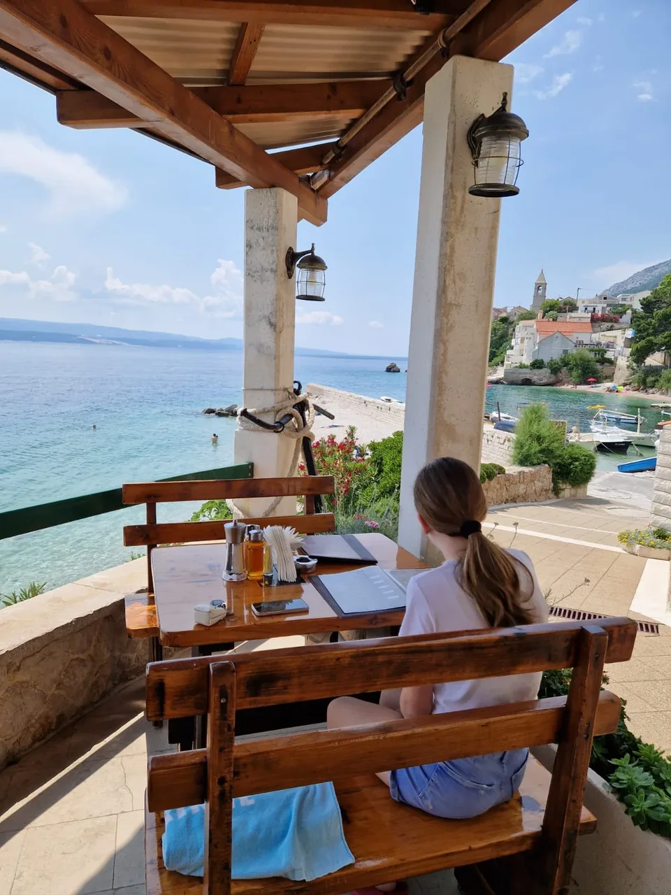 A shaded seaside terrace in Pisak
