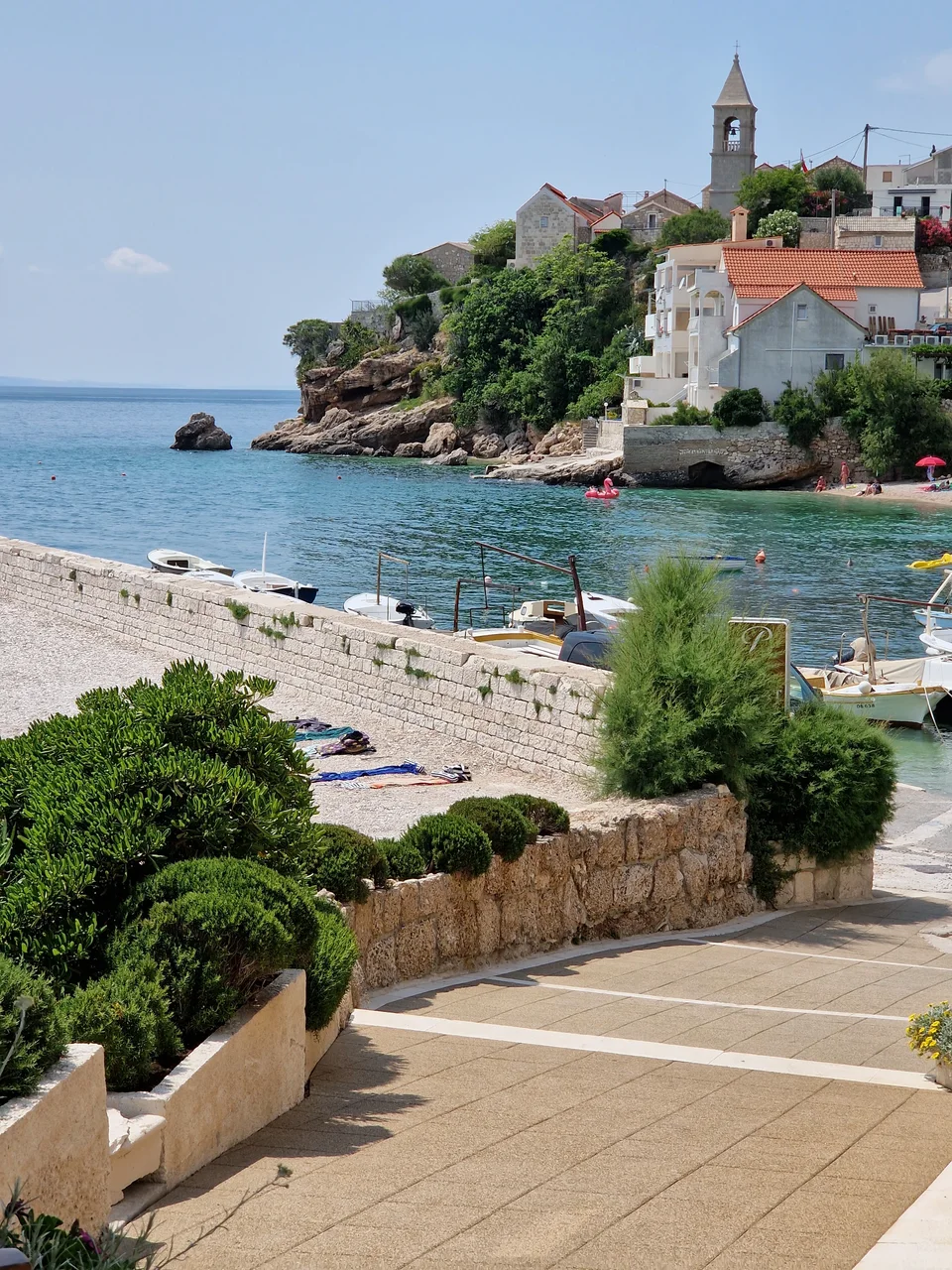 The village centre and beach in Pisak